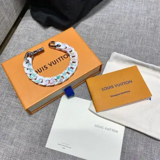 Louis Vuitton Monogram World Tour Chain-Link Bracelet
