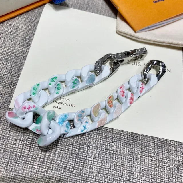 Louis Vuitton Monogram World Tour Chain-Link Bracelet 7