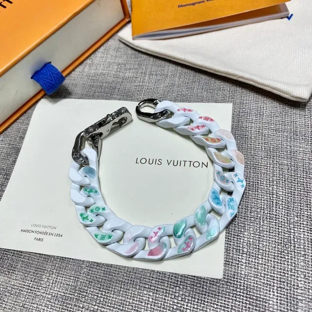Louis Vuitton Monogram World Tour Chain-Link Bracelet 8