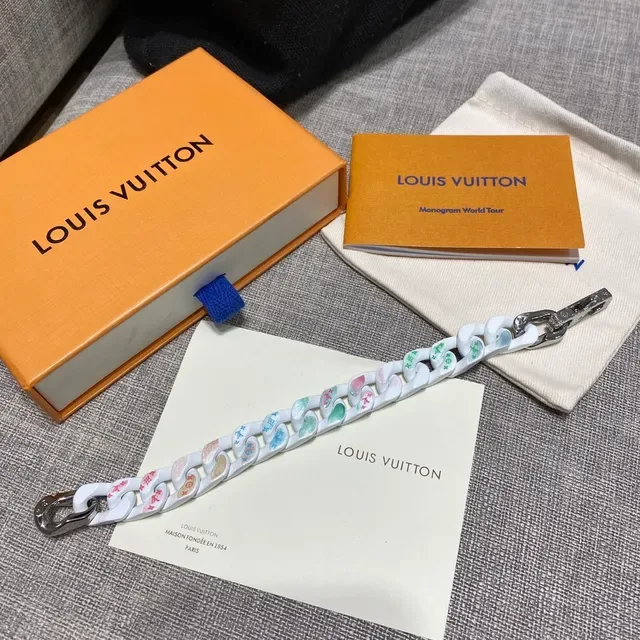 Louis Vuitton Monogram World Tour Chain-Link Bracelet 9