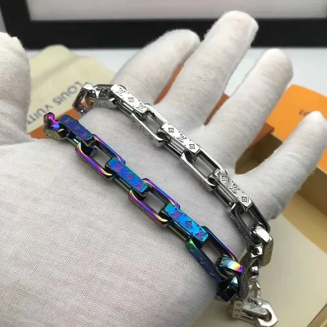 Louis Vuitton Monogram World Tour Chunky Chain Multicolor Necklace 8