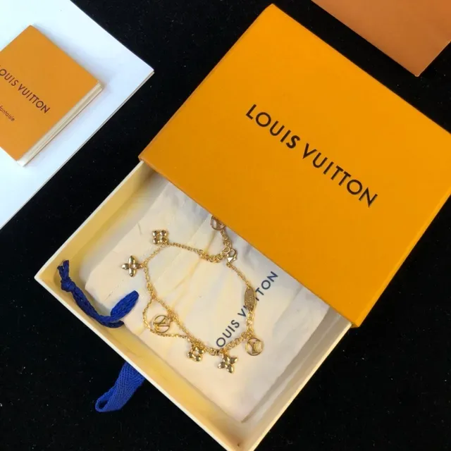 Louis Vuitton Multi-Charm Bracelet Gold Chain Design Bracelet 4