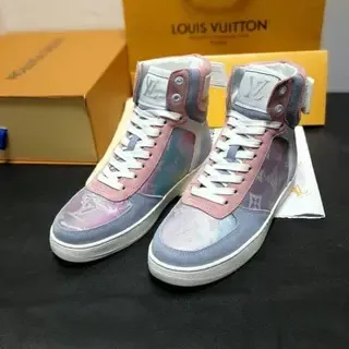 Louis Vuitton Multicolor Azul Zapatillas Lifestyle de Alto con Estampado de Monograma