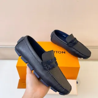 Louis Vuitton नेवी ब्लू पेब्ल्ड लेदर मोनोग्राम स्ट्रैप लोअफर