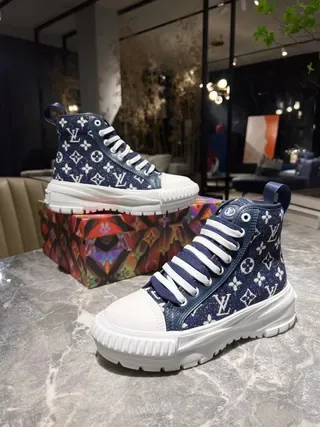 Louis Vuitton Navy White High-Top Monogrammed Canvas Lifestyle Sneakers 3