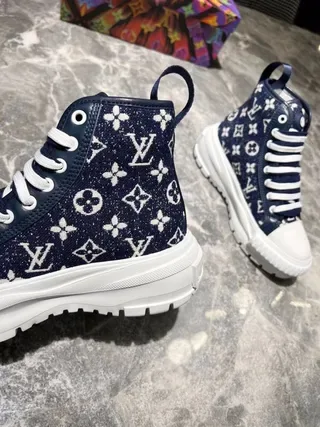 Louis Vuitton Navy White High-Top Monogrammed Canvas Lifestyle Sneakers 4