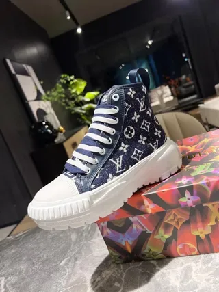 Louis Vuitton Navy White High-Top Monogrammed Canvas Lifestyle Sneakers 7