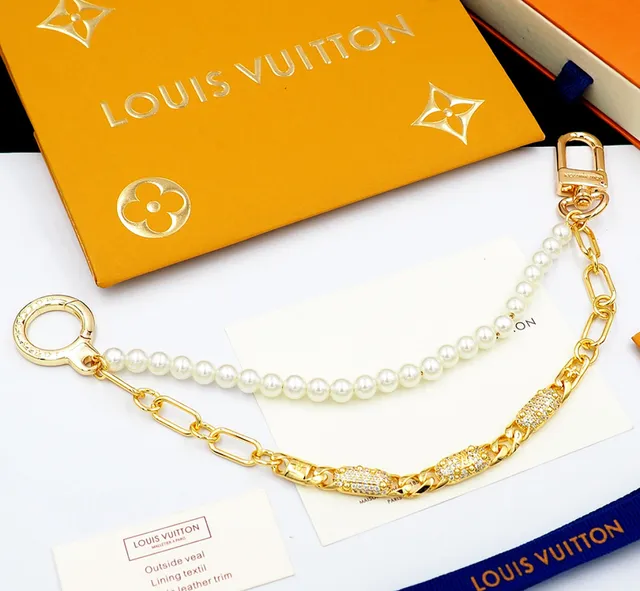 Louis Vuitton Pearl and Crystal Chain Bracelet 8