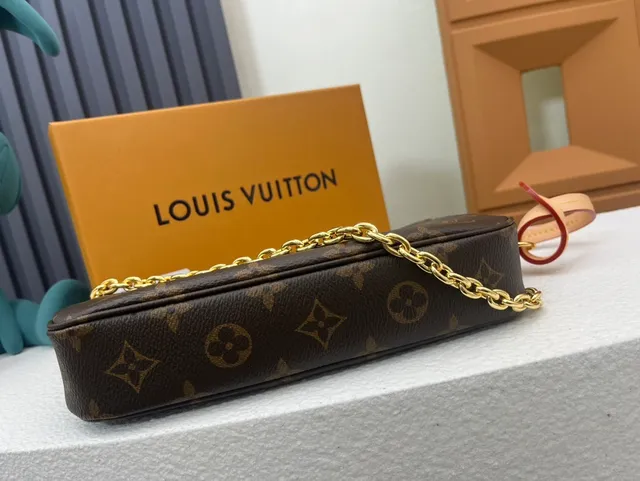 Louis Vuitton Pochette Metis Marron Doré Monogram Coated Canvas Chain-and-Leather Strap Underarm Bag 6