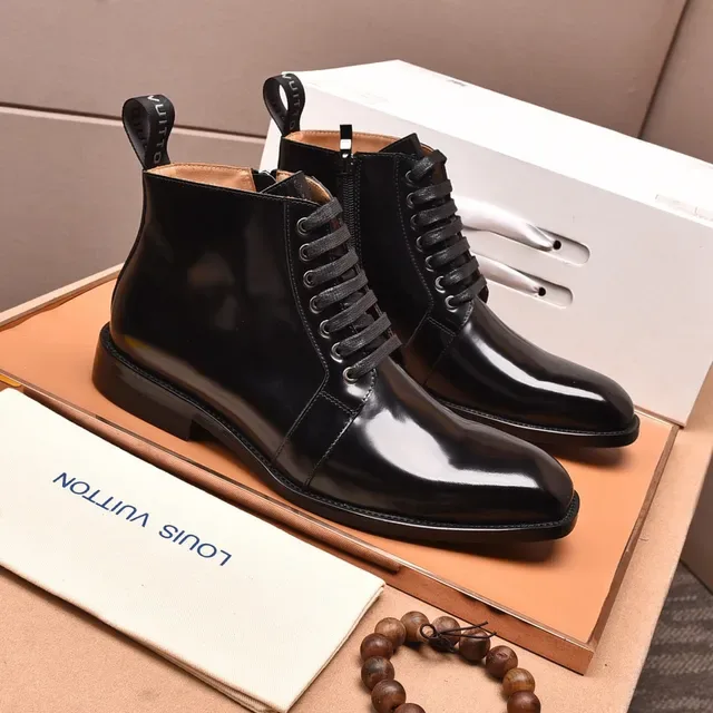 Louis Vuitton Polished Black Cap-Toe Side-Zip Ankle Boots 8