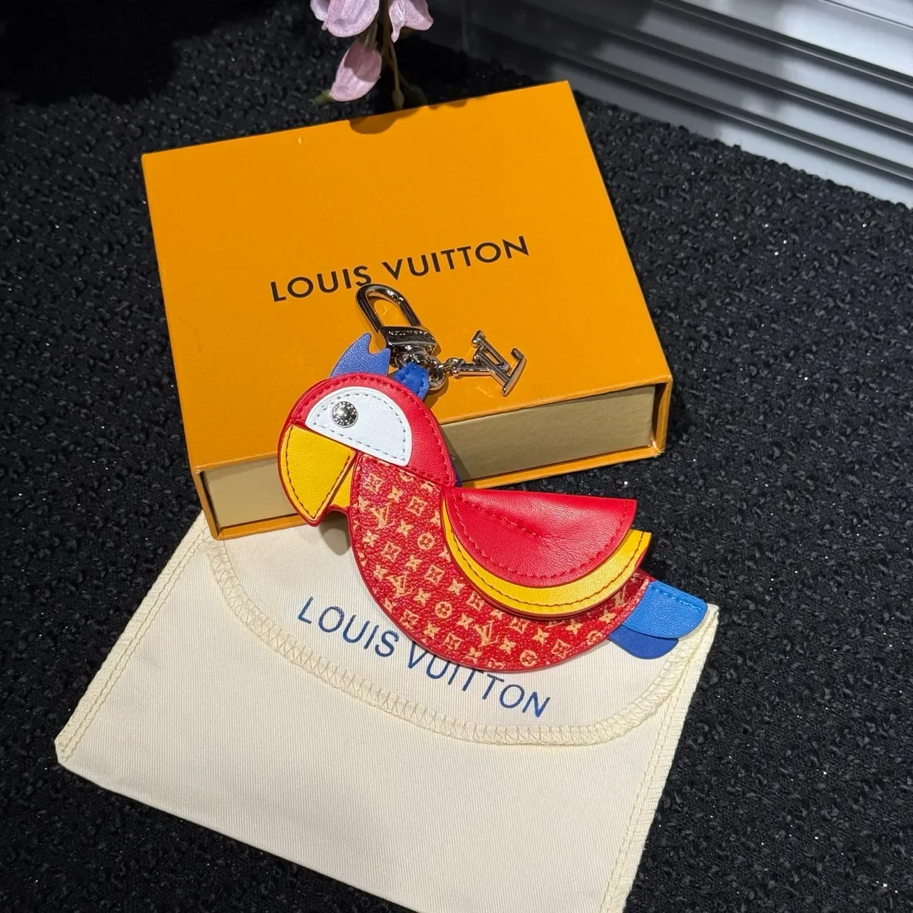 Louis Vuitton Red Multicolor Parrot-Shaped Monogram Leather Handbag 8