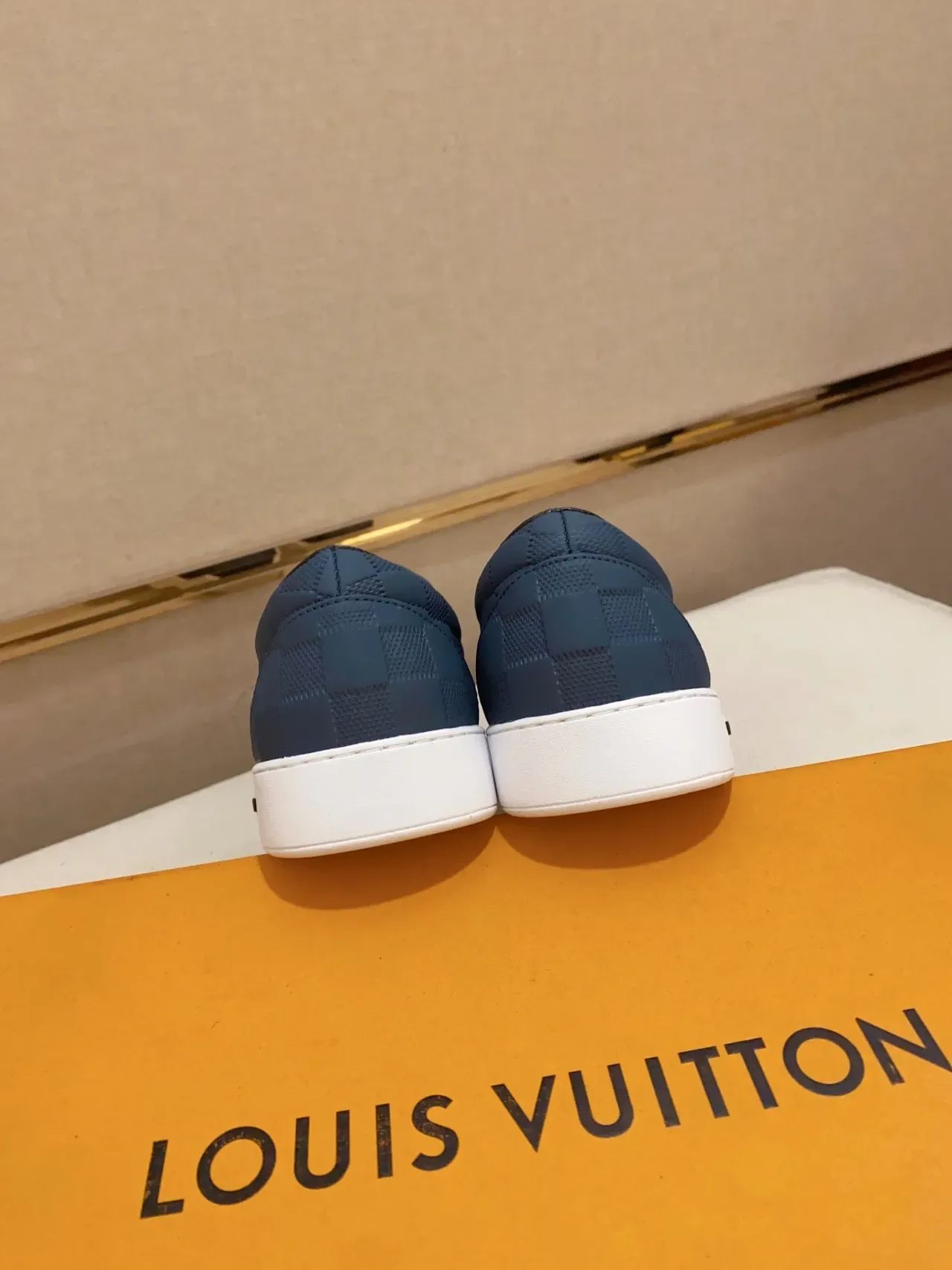 Louis Vuitton Run Away Blue Quilted Slip-On লাইফস্টাইল স্নিকার্স 3