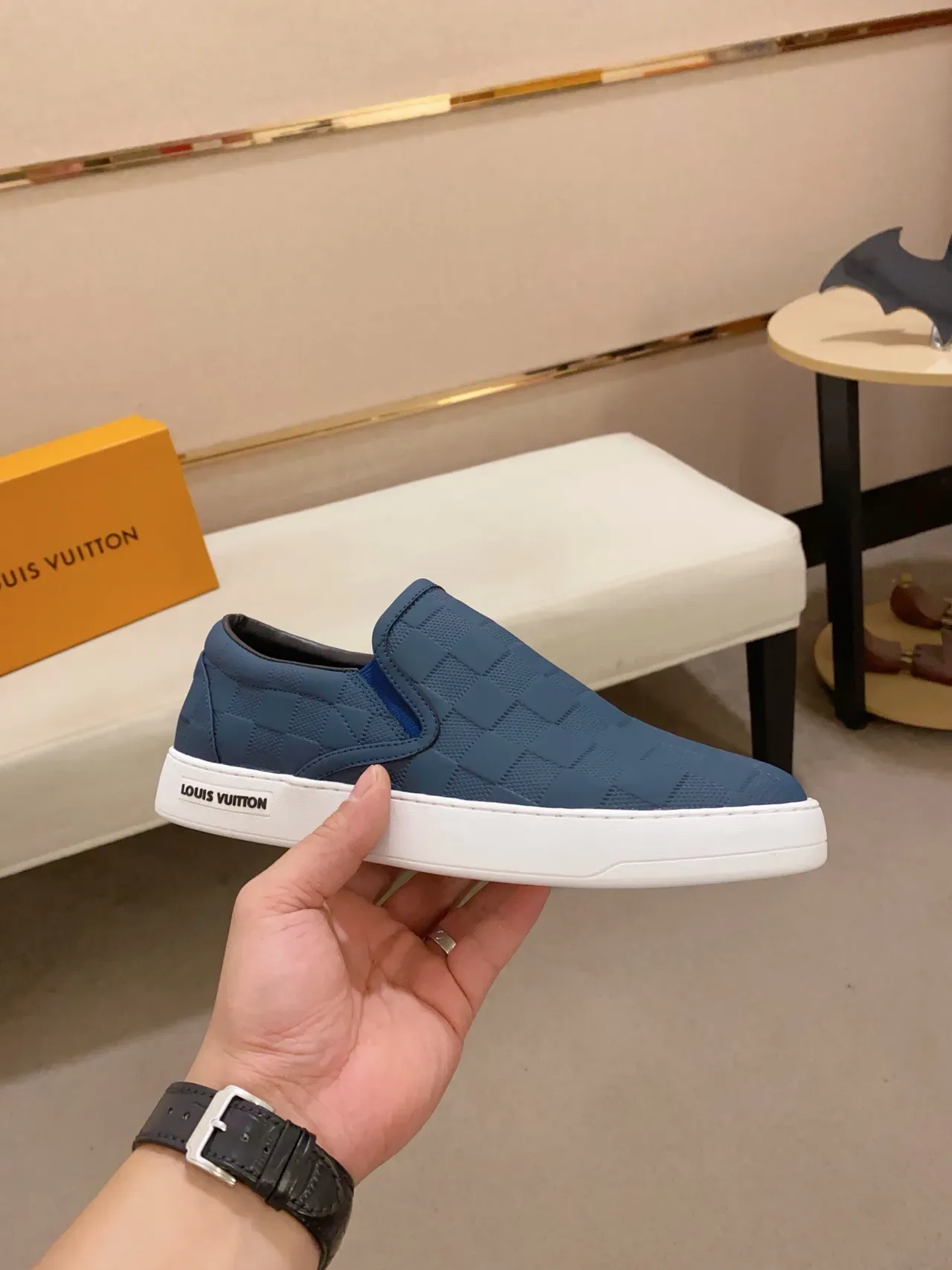 Louis Vuitton Run Away Blue Quilted Slip-On লাইফস্টাইল স্নিকার্স 5