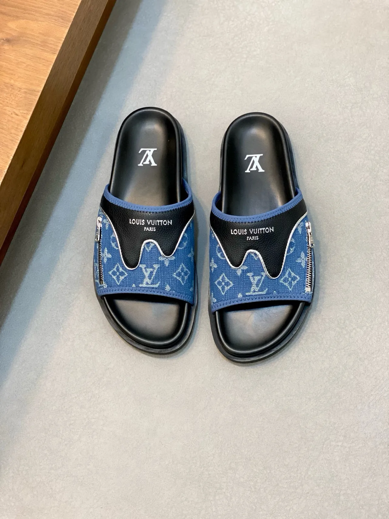 Louis Vuitton Run Away Denim Monogram Zipper Slide Slippers 2