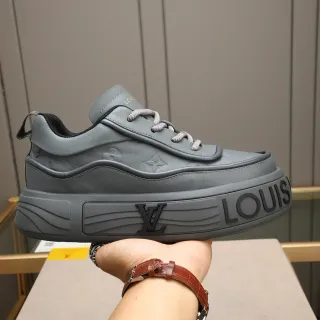 Louis Vuitton Run Away গ্রে Monogram চামড়া Lifestyle Sneakers