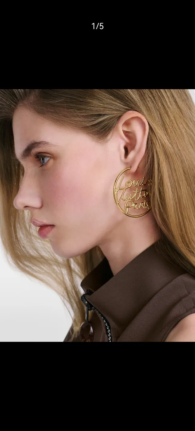 Louis Vuitton Script Logo Hoop Gold Earrings 13