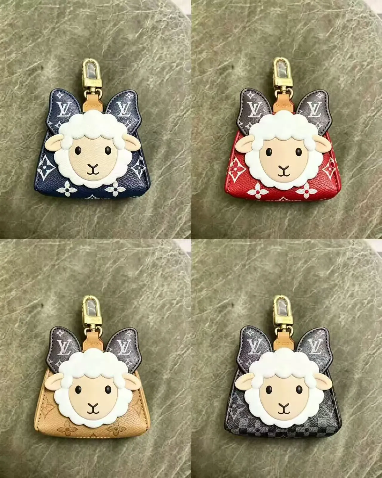 Louis Vuitton Charm Mouton Poche Lavande Monogramme Sac à Main 4
