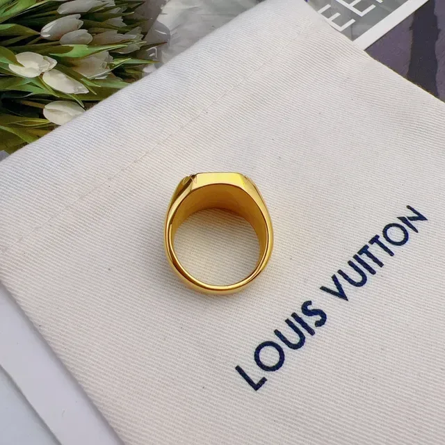 Louis Vuitton Signet Ring Gold Square Face Monogrammed Ring 6