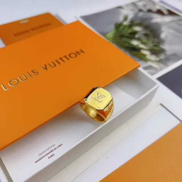 Louis Vuitton Signet Ring Gold Square Face Monogrammed Ring 9