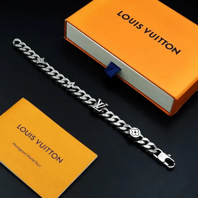 Louis Vuitton Silver Antiqued Curb-Link Chain Bracelet 4