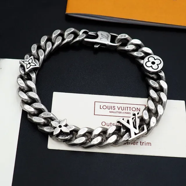 Louis Vuitton Silver Antiqued Curb-Link Chain Bracelet 7