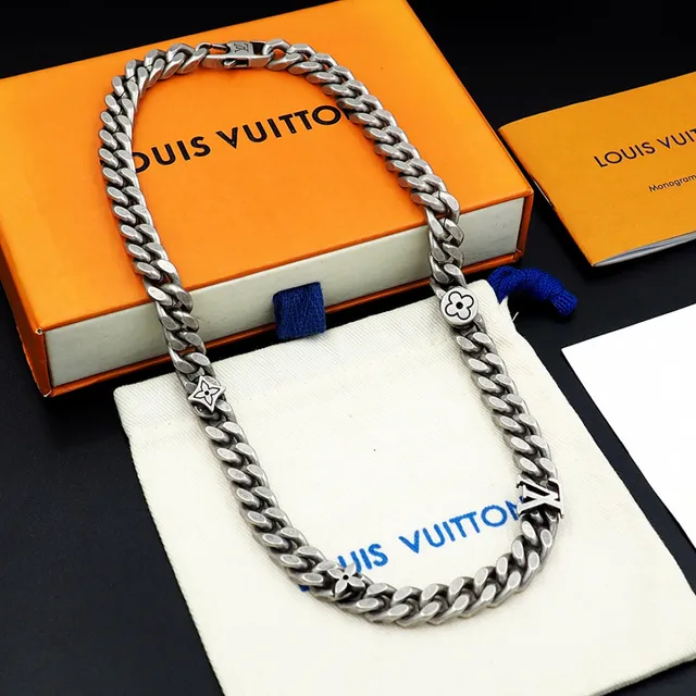 Colar Louis Vuitton corrente chunky curb-link prata com acabamento antiqued 4