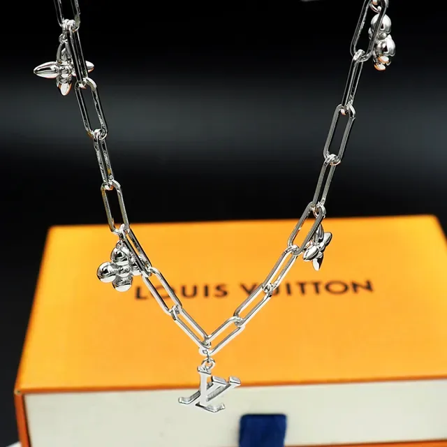 Louis Vuitton Silver Paperclip-Link Chain LV Monogram Pendant Necklace 6