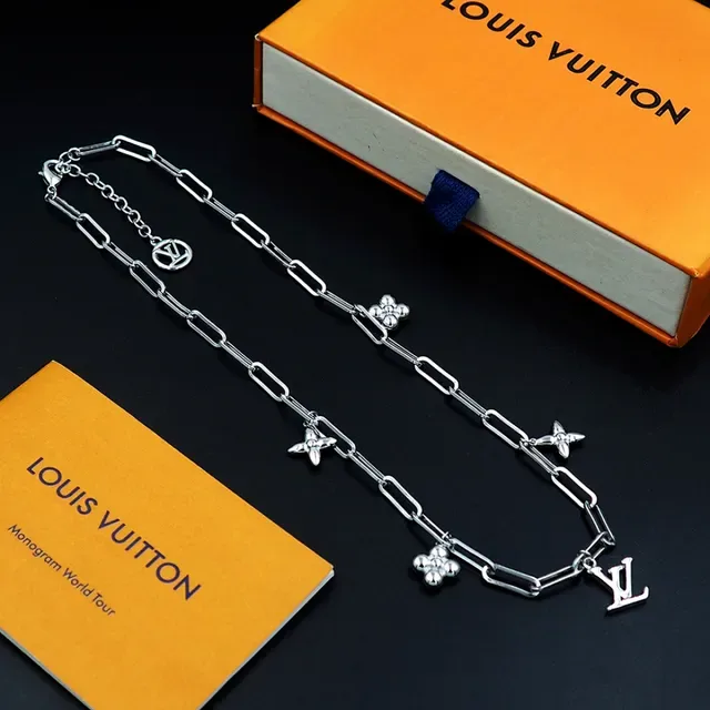 Louis Vuitton Silver Paperclip-Link Chain LV Monogram Pendant Necklace 9