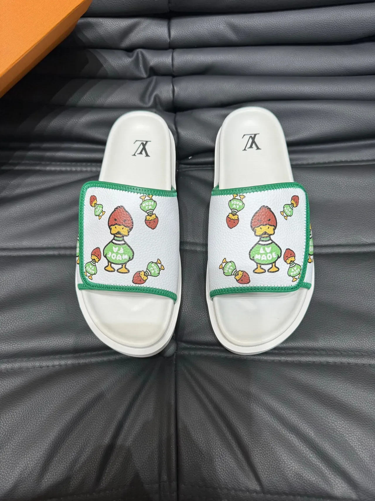 Louis Vuitton Slides White Green Leather Piped Strap Slippers 2