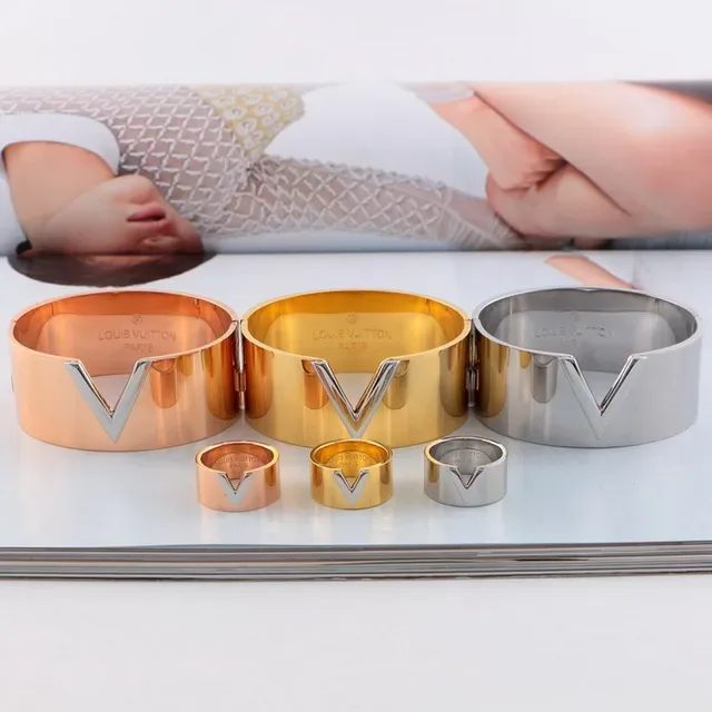 حلقات Louis Vuitton V ذهب وردي، ذهب أصفر، لون فضي 2