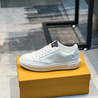 Louis Vuitton White Black Croc-Embossed Leather Platform Sole Lifestyle Sneakers
