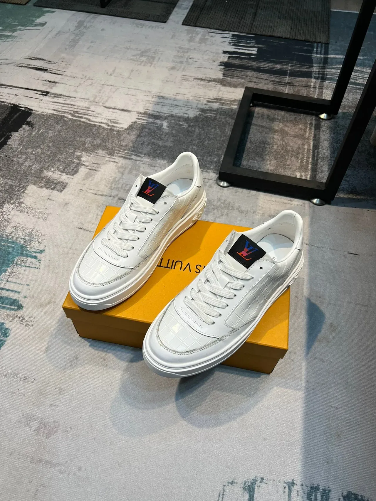 Louis Vuitton White Black Croc-Embossed Leather Platform Sole Lifestyle Sneakers 5