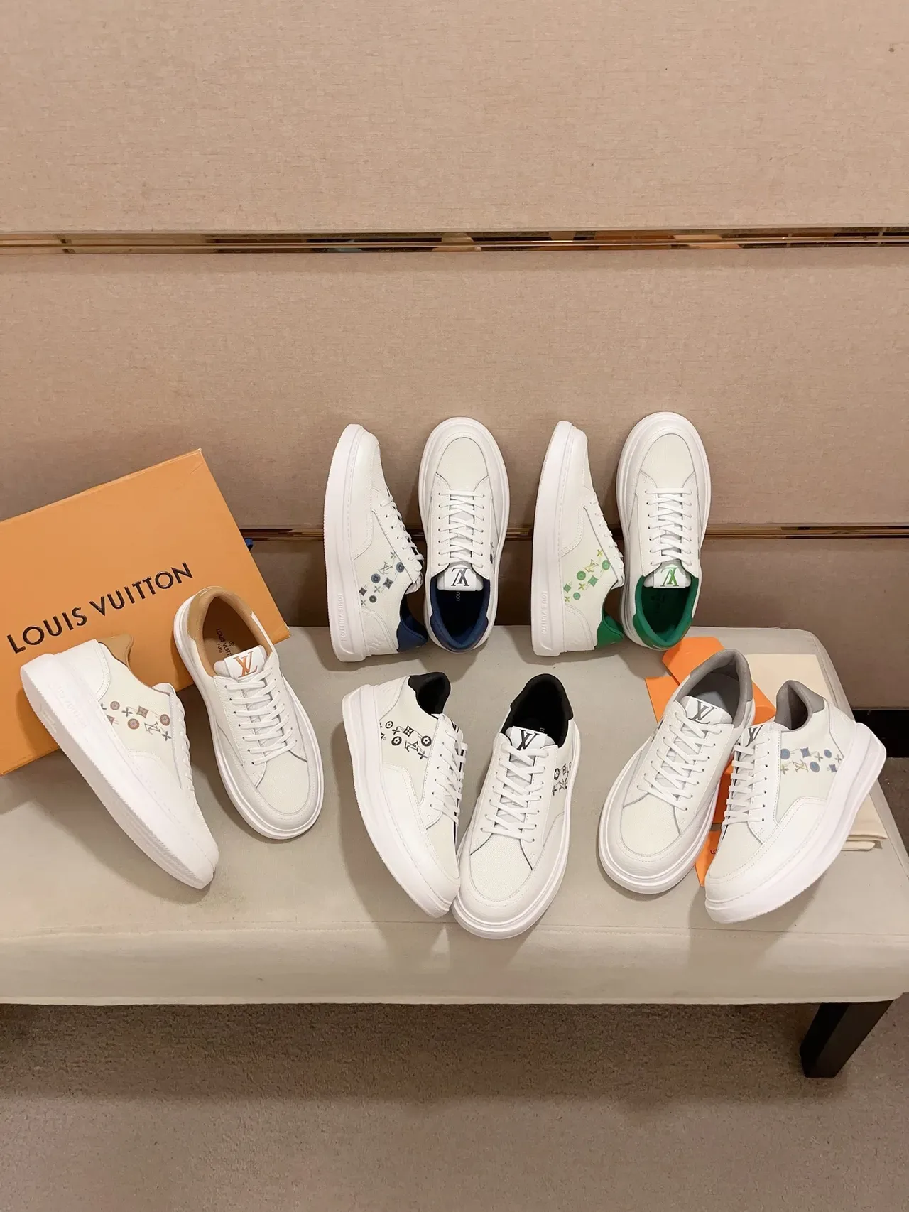 Louis Vuitton White Black Low-Top Platform Sole Lifestyle Sneakers 2