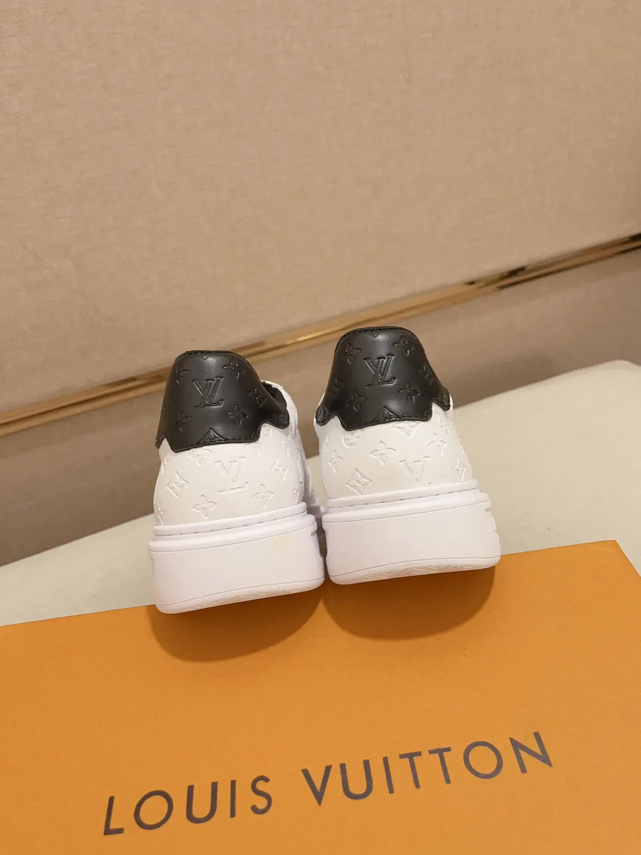 Louis Vuitton White Black Monogram-Embossed Leather Low-Top Silhouette Lifestyle Sneakers 8
