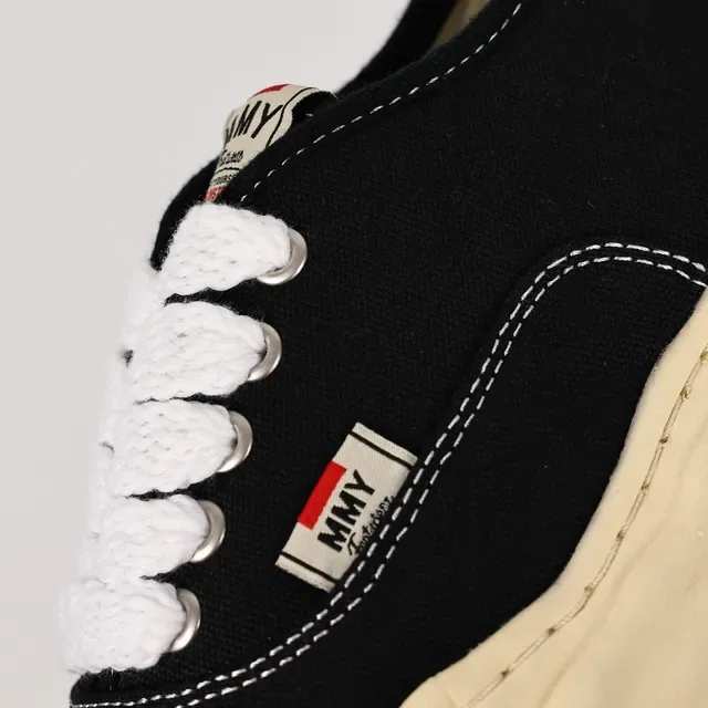MMY Black Beige Canvas Upper Sculpted Cream Midsole Sneakers 6