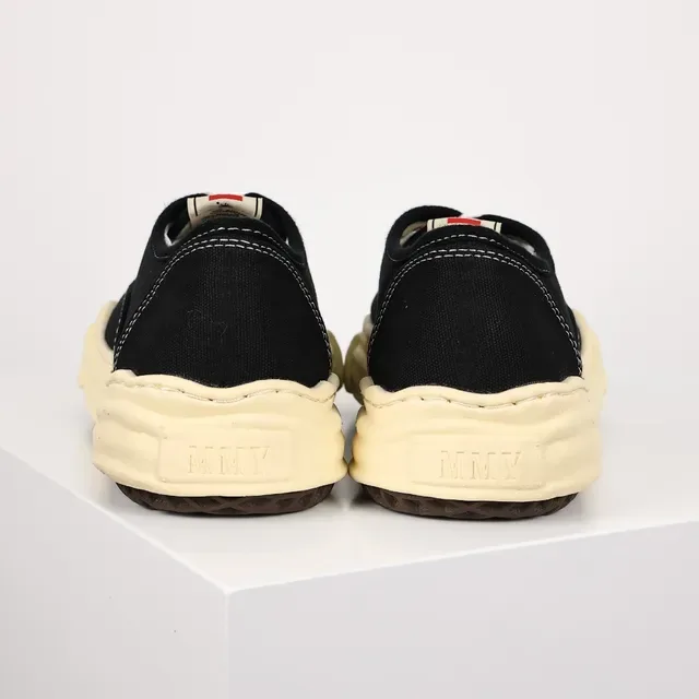 MMY Black Beige Canvas Upper Sculpted Cream Midsole Sneakers 8
