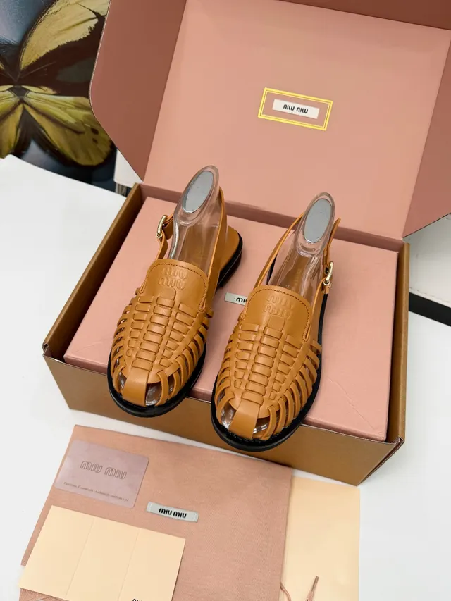 Miu Miu Wander Marron Noir Cuir Tissé Sangle Transparente Sandales Casual 4
