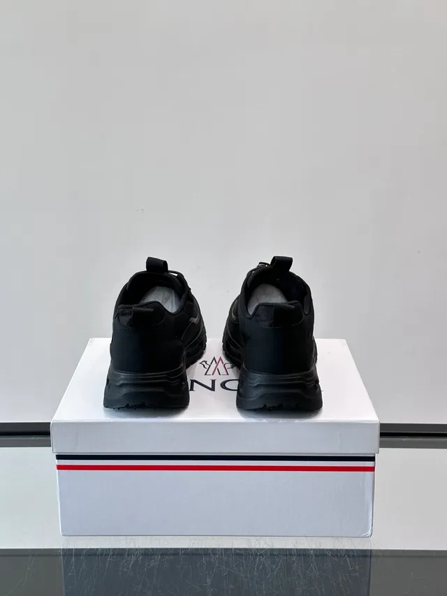 Moncler Grenoble Black White Maille Technique Et Synthétique Supérieure Épaisse Ventilée Semelle Caoutchouc Sneakers Lifestyle 3