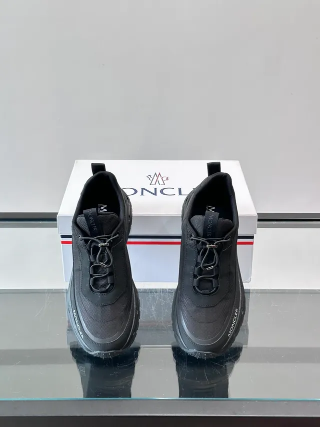 Moncler Grenoble Black White Maille Technique Et Synthétique Supérieure Épaisse Ventilée Semelle Caoutchouc Sneakers Lifestyle 4