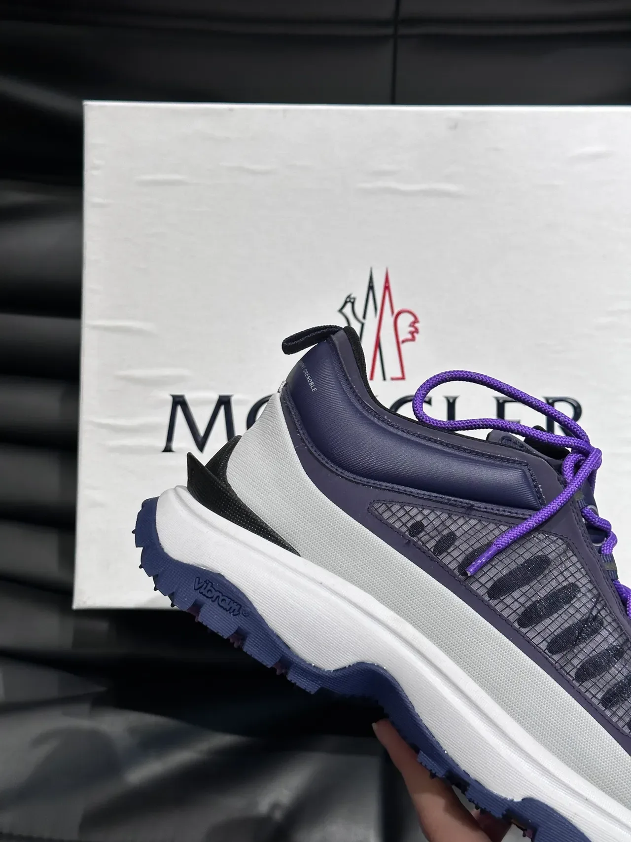 Moncler Grenoble à panneaux de maille Navy and Purple Lifestyle Sneakers 4