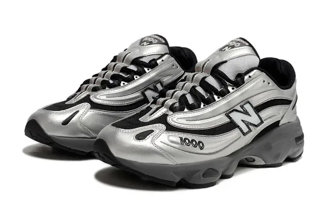 New Balance 1000 Argent Métallique Noir Chunky Sneakers 2