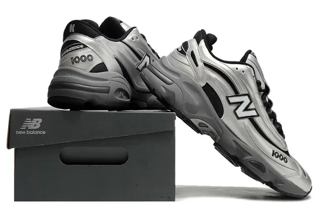 New Balance 1000 Argent Métallique Noir Chunky Sneakers 6