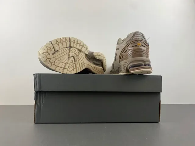 New Balance 1906R Taupe GORE-TEX zapatillas lifestyle 16