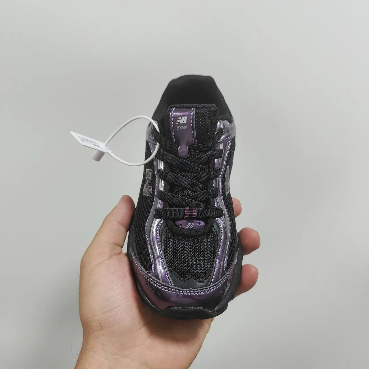 New Balance 509 Noir et Violet Iridescent Chaussures Lifestyle 11