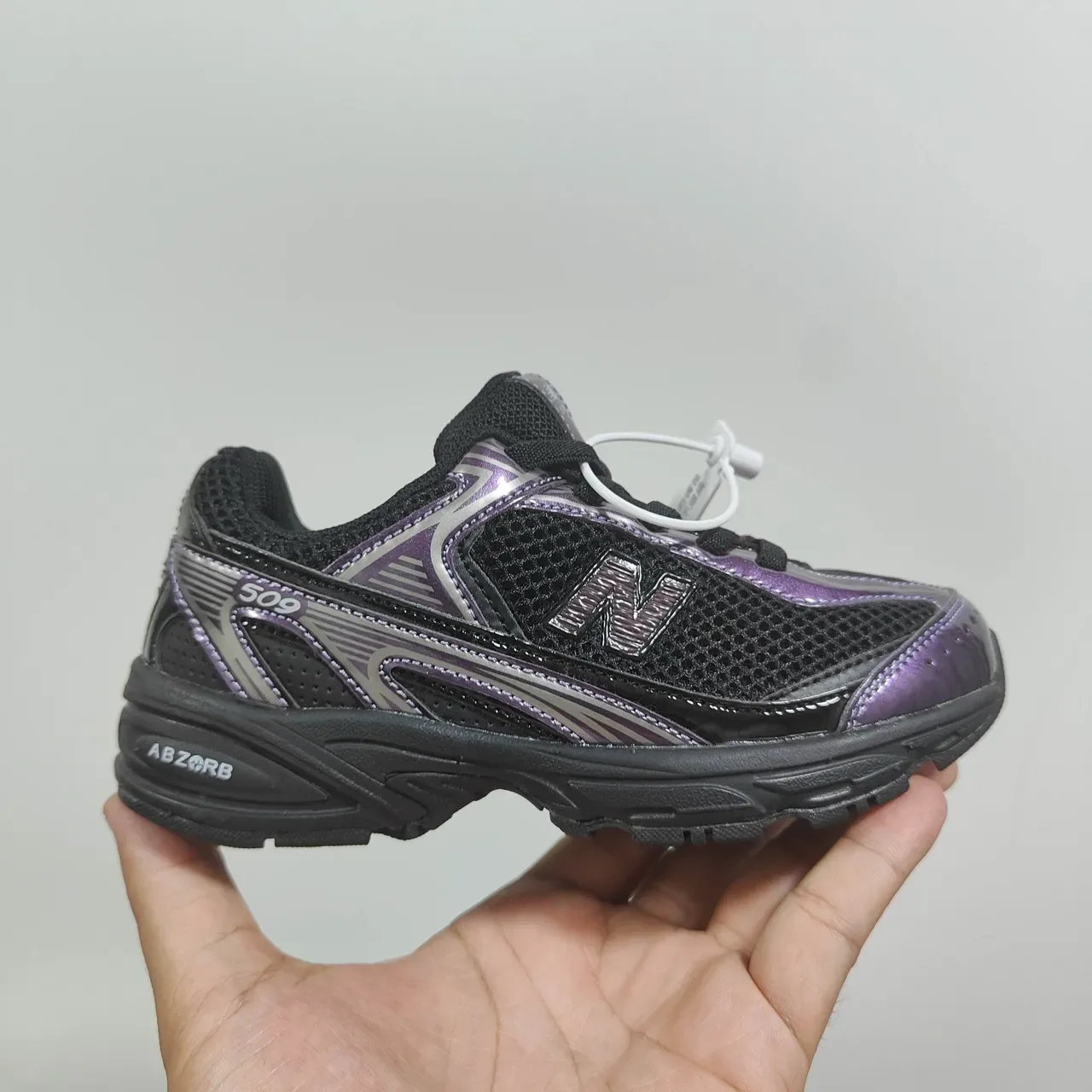 New Balance 509 Noir et Violet Iridescent Chaussures Lifestyle 12