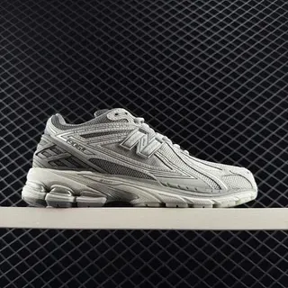 New Balance 530 Gray Chunky Sneakers
