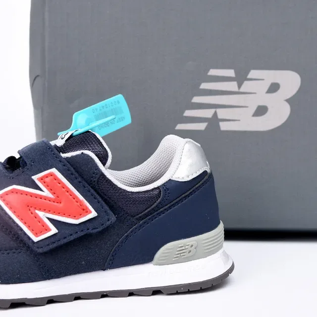 New Balance 574 Argent Métallique Velcro Sangle Chaussures Lifestyle 7