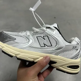 New Balance 580 Blanco Plata Crema Zapatillas Lifestyle