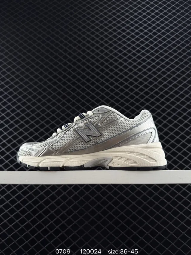 New Balance 740 baskets lifestyle gris clair en maille et synthétique 6
