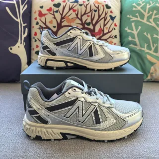 New Balance 860 Silver Black Mesh And Synthetic Overlay Construction Structured Midfoot Cage Running Shoes